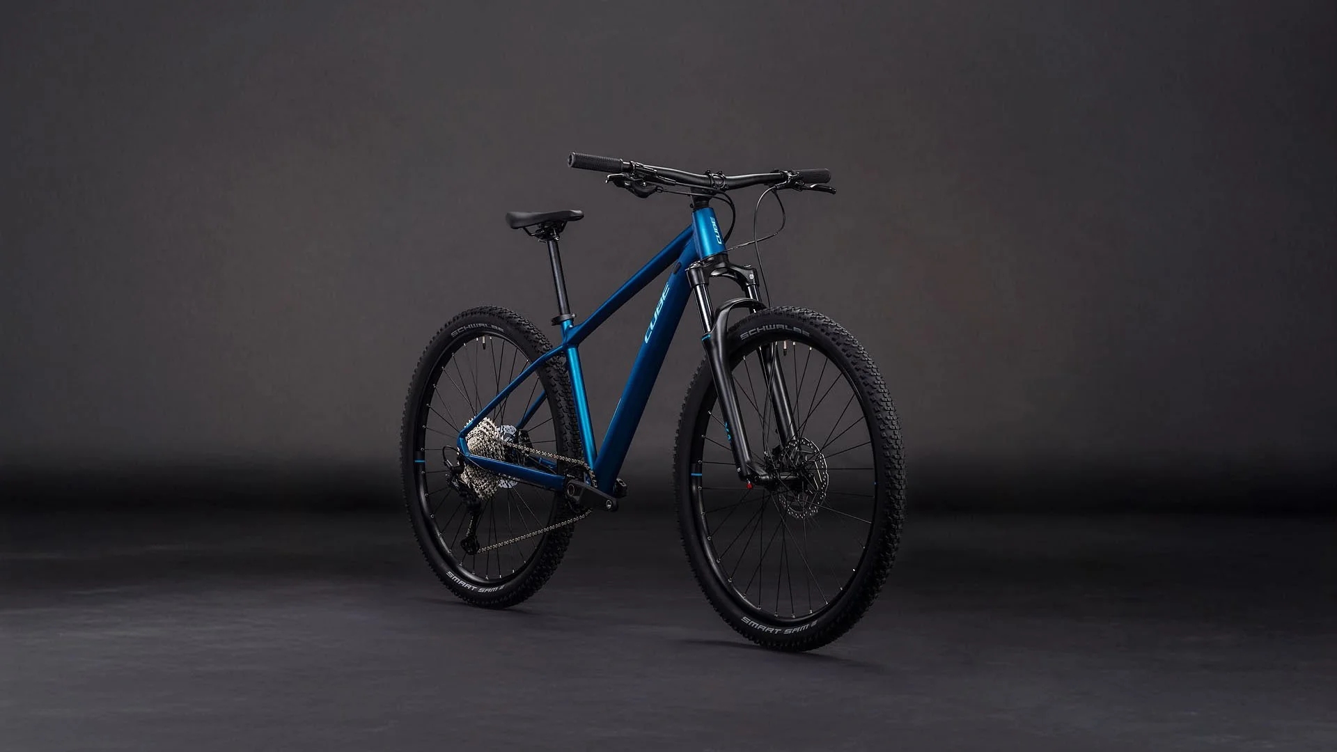 BICICLETA CUBE ATTENTION PRO ELECTRICBLUE N BLUE 2026